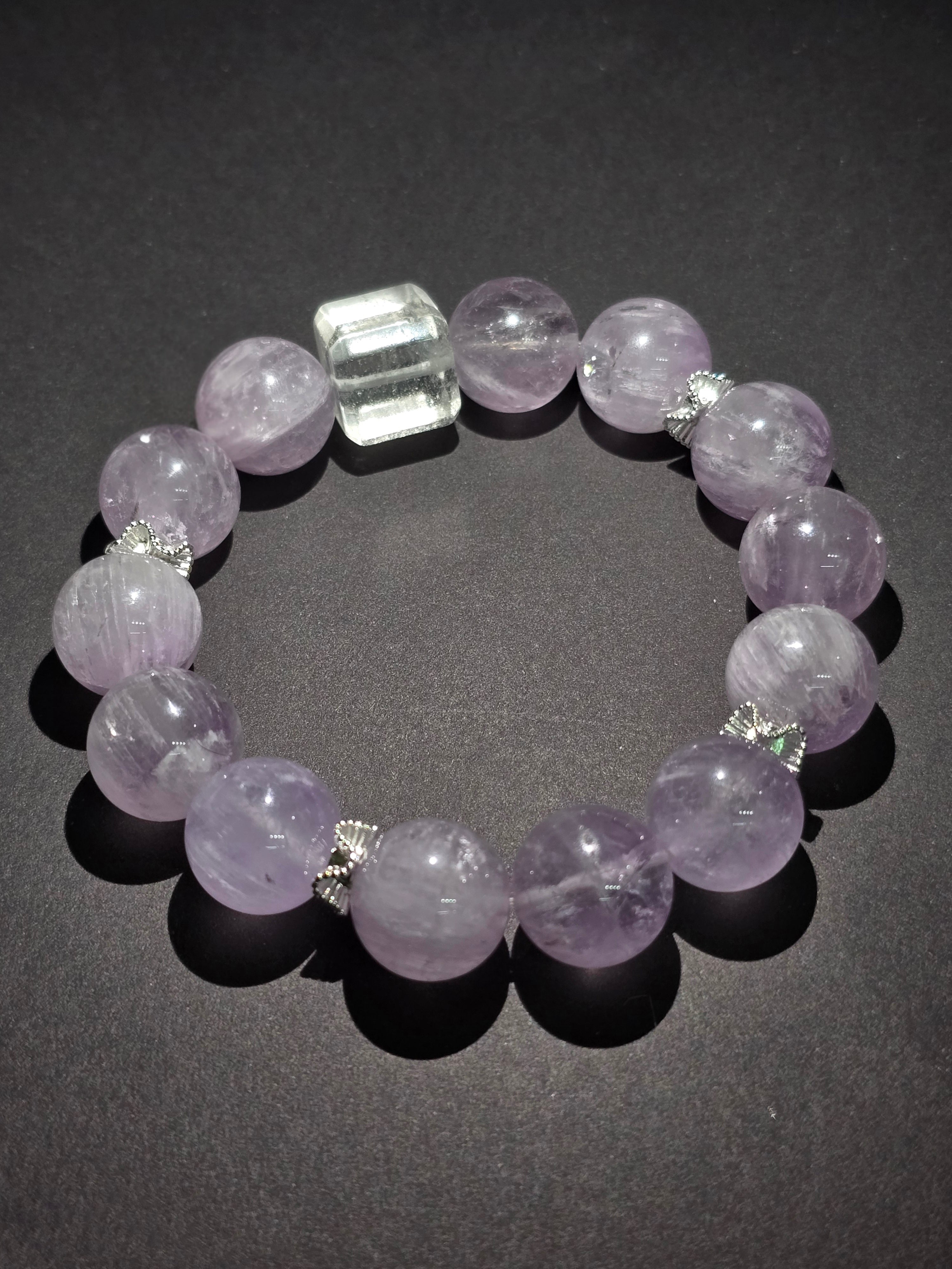 Tears of Venus - A Natural Crystal Bracelet Composed of Amethyst and White Crystal