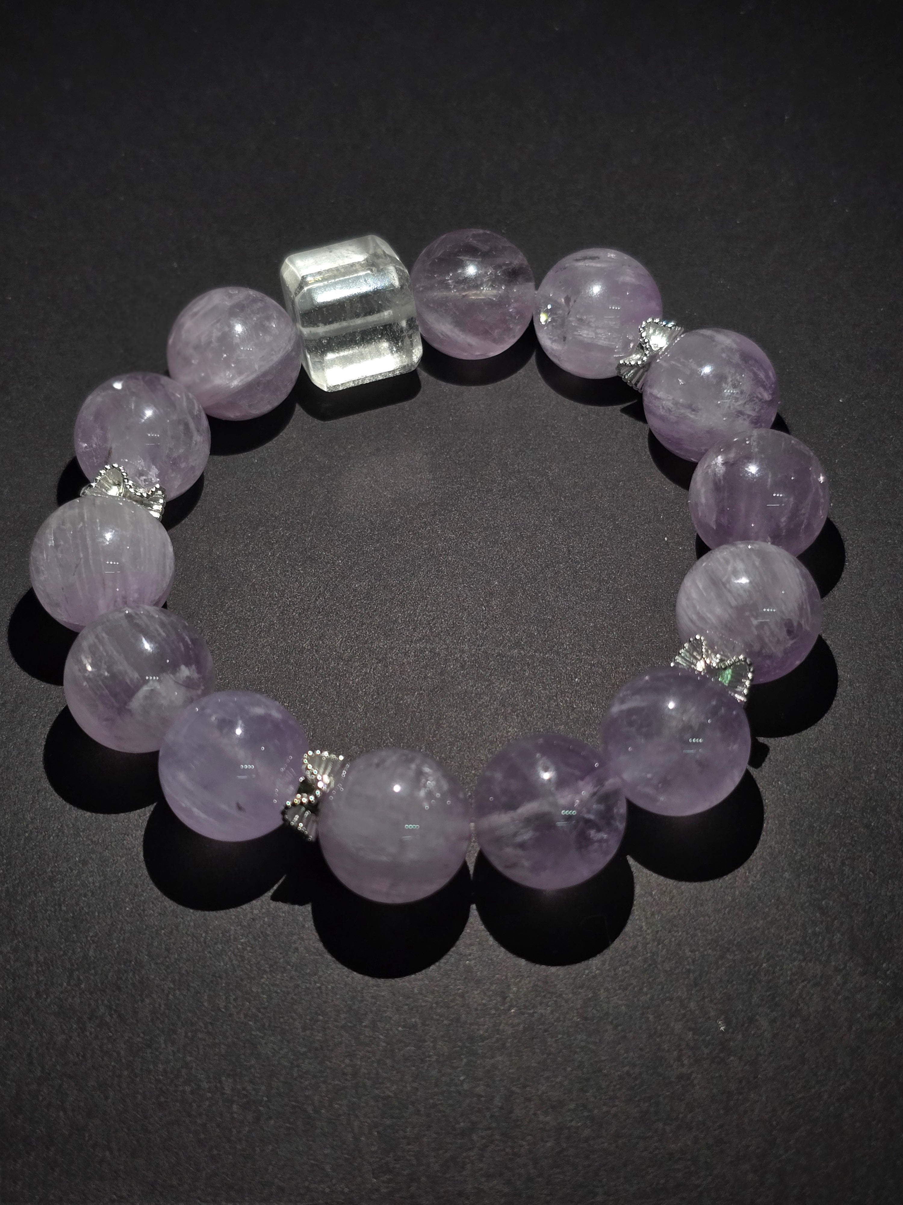 Tears of Venus - A Natural Crystal Bracelet Composed of Amethyst and White Crystal