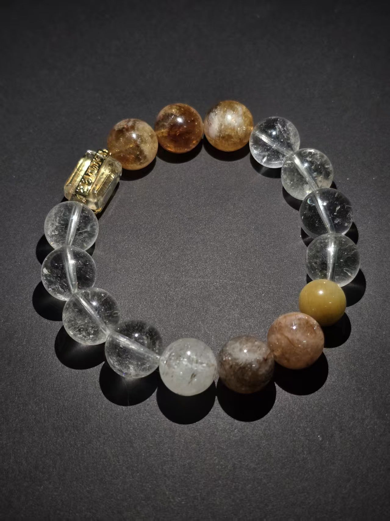 Gold-platinum stardust